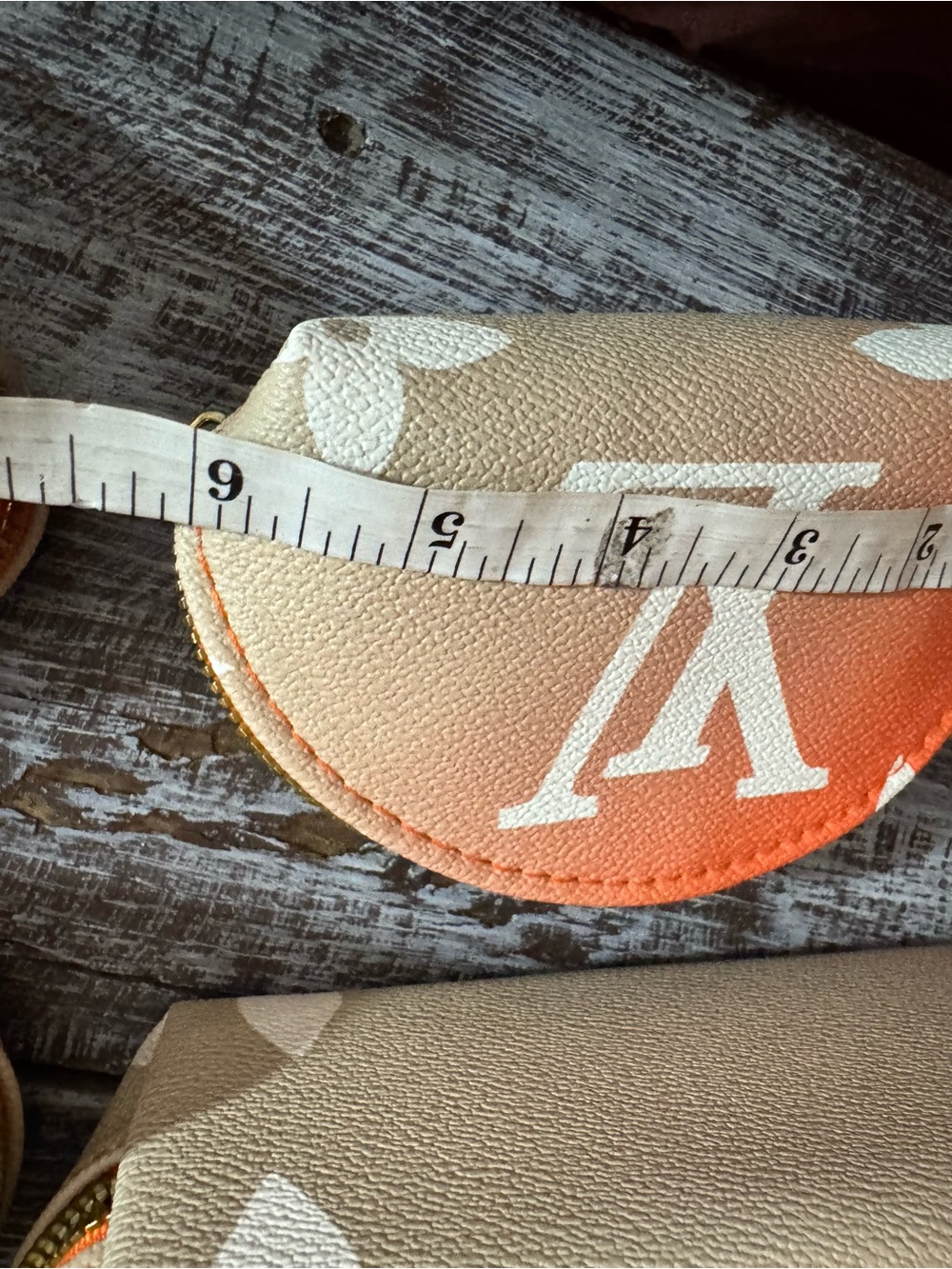 Designer-Inspired Orange Gradient Coin Pouch Set - Picture 6 of 7